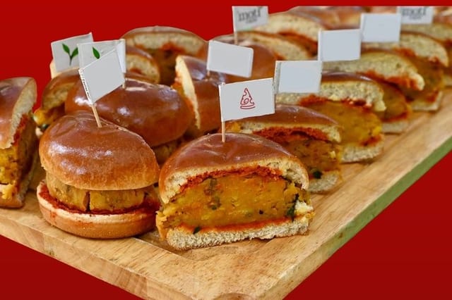 Vada Pav Tray.